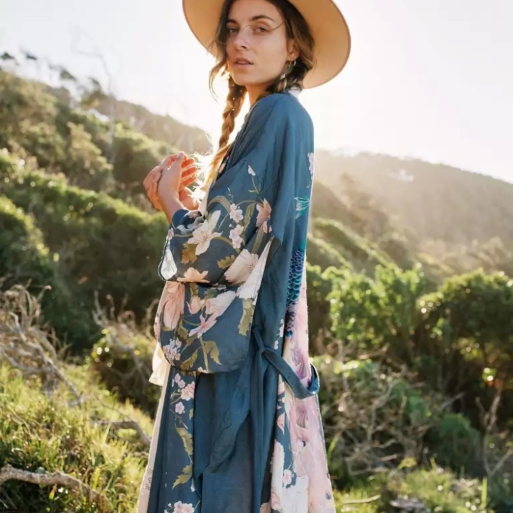 New! Blue Floral Duster Kimono - Picture 2 of 9